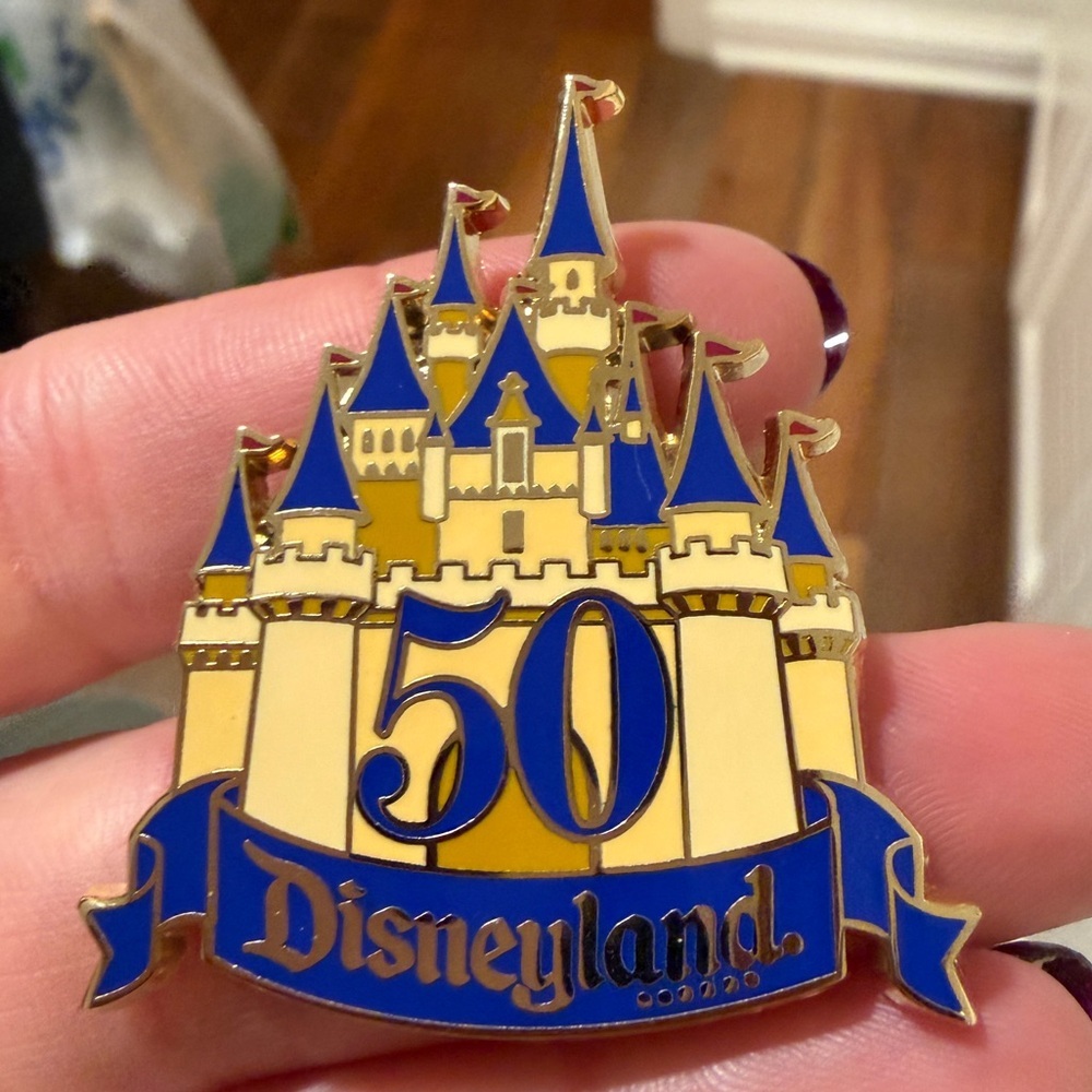 New Disneyland 50th Anniversary Pin